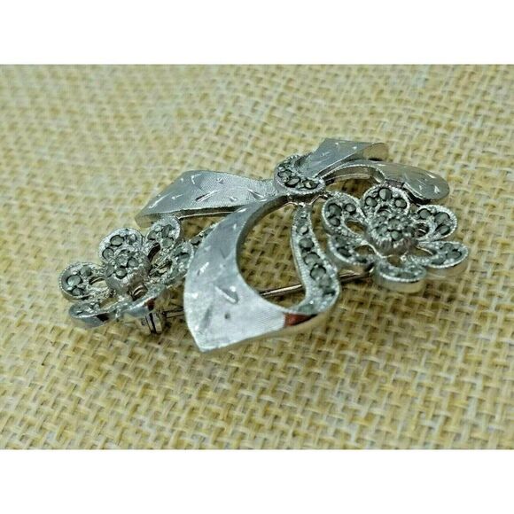 Vintage Brooch Sphinx Marcasite Flower Bouquet - Picture 5 of 9